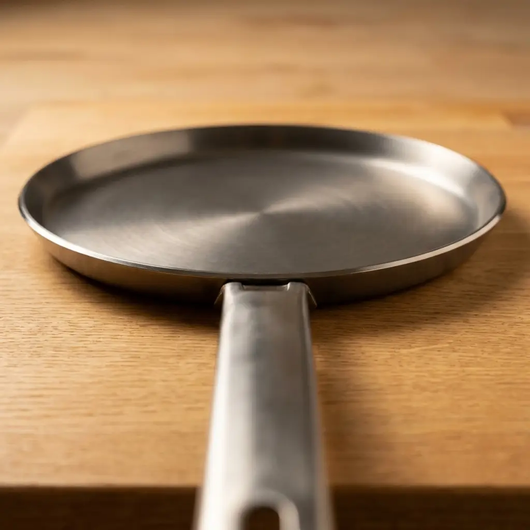 Bellavita Titanium Crepe and Egg Pan by Bellavita Cookware - Secondary Angle