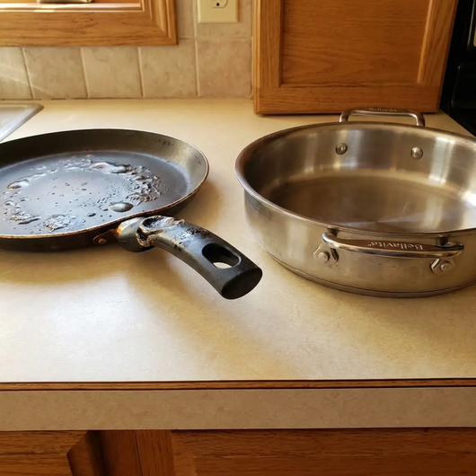 Bellavita Titanium Pan with Two Handles - Upgrade Image